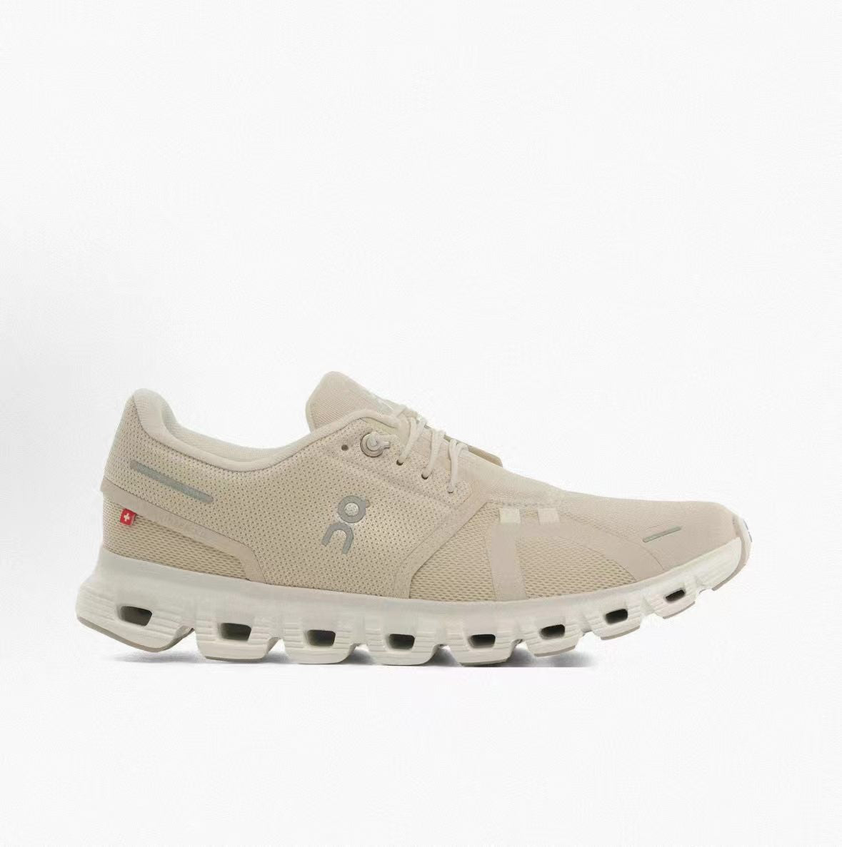 On Cloud 6 Men's Lightweight Everyday Shoes